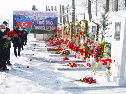 20 Yanvar şəhidləri Daşkəsəndə yad edildi - FOTOLAR