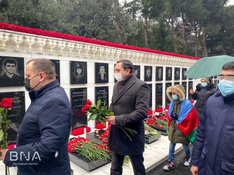 Bakı Nəqliyyat Agentliyi şəhidləri yad etdi