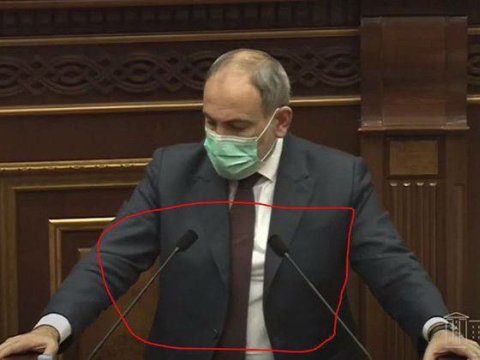 Paşinyan parlamentə güllə keçirməyən jiletdə gəldi