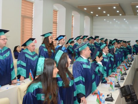 “Universitetlərdə bu qədər müəllimə ehtiyac yoxdur” - Rektordan etiraz