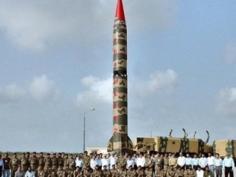 Pakistan ballistik raketini sınaqdan keçirdi