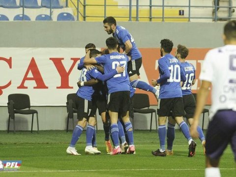 “Neftçi” və “Qarabağ” səfərdə qələbə qazanıb