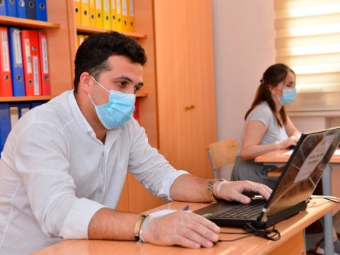 Müəllimlərin işə qəbulu müsabiqəsinin növbəti mərhələsi bu tarixdən başlayır - Nazirlik