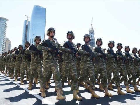 Nazirlikdən hərbçilərin maaşlarının azaldılması xəbərinə REAKSİYA