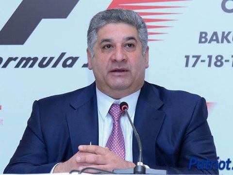 Azad Rəhimov komaya düşüb?