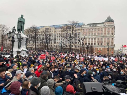 Rusiyada etirazlar zamanı saxlanılanların sayı 1000-i KEÇDİ