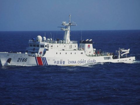 Çində xarici gəmilərə atəş açılmasına icazə verildi