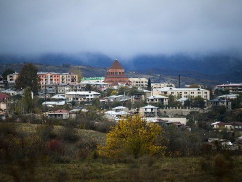 Ermənilər Qarabağda 7 min fərdi ev TİKƏCƏK