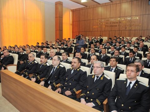 30 prokurorluq işçisi CƏZALANDIRILIB