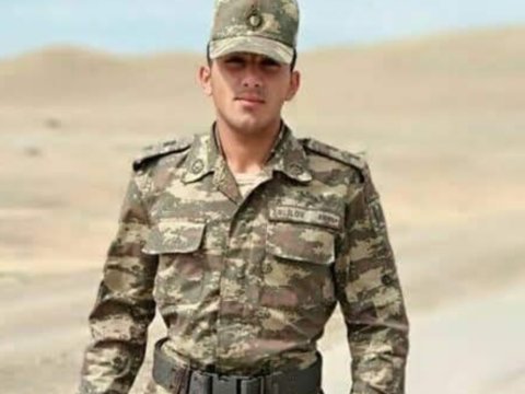 Bayraq sancarkən şəhid olan bölük komandiri - FOTOLAR