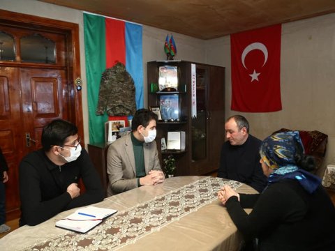 Deputat şəhid ailələrinə və qazilərə baş çəkib - FOTO+VİDEO