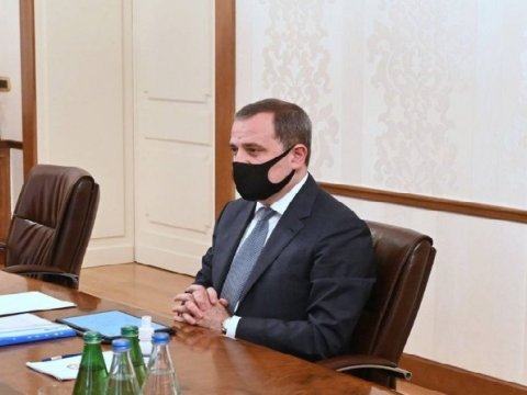 Ceyhun Bayramov Fransanın dövlət katibi ilə üçtərəfli bəyanatı müzakirə etdi