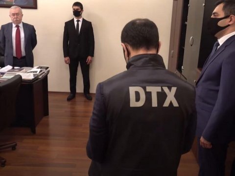 Məhkəmə XİN-in şöbə müdirlərinin həbs müddətini uzatdı