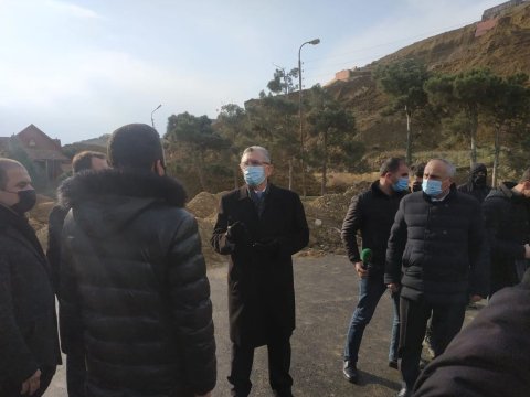 Eldar Əzizov Badamdara gəldi - FOTO