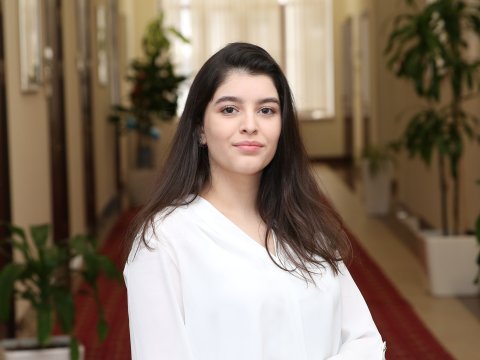 Bakı Ali Neft Məktəbinin eyni sinifdən olan iki Prezident təqaüdçüsü