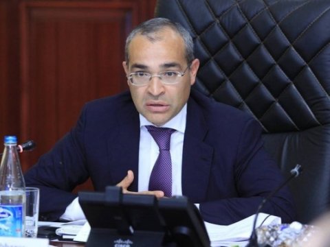 Nazir qeyri-neft ixracının artmasından DANIŞDI
