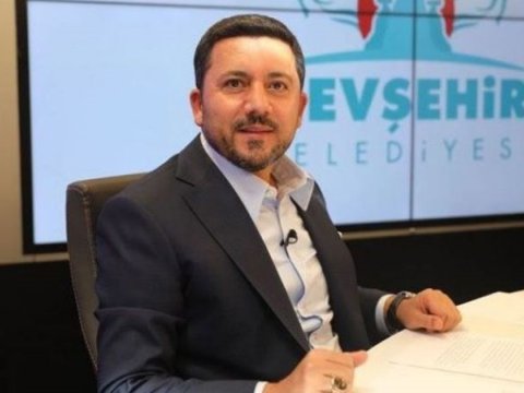Türkiyədə bələdiyyə başqanı istefa verdi