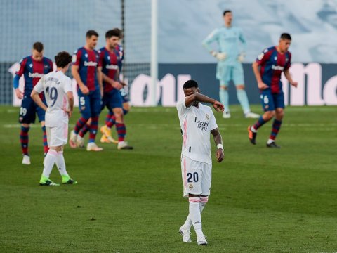 “Real Madrid” öz meydanında uduzdu