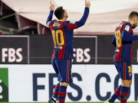 Messi “Barselona”da 650-ci qolunu vurdu