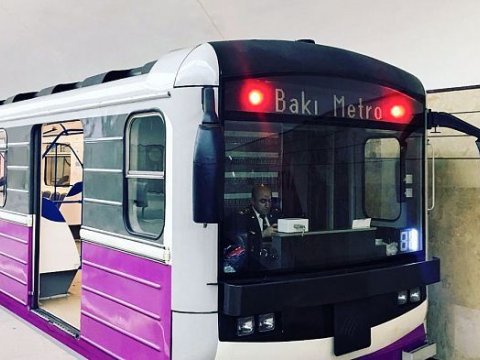 Metronun bütün stansiyalarının rəisi dəyişdirildi
