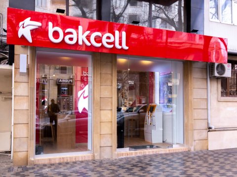 Bakcell Bakıda yeni konsept mağazası təqdim etdi - FOTO