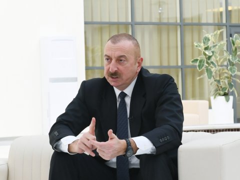 Ermənilər bizə mina sahələrinin xəritələrini vermirlər - Prezident