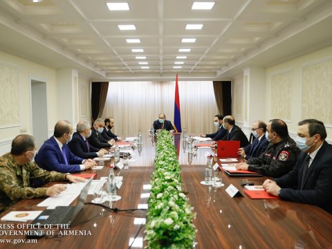 Paşinyan Təhlükəsizlik Şurasının iclasını KEÇİRDİ