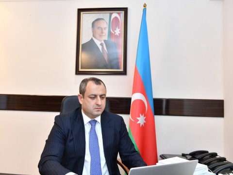 Milli Məclisdə gənc ailələrlə bağlı dinləmə keçirilib