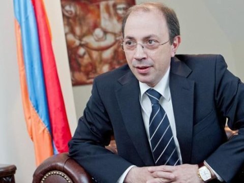 Paşinyan xarici işlər nazirini istefaya göndərə bilər