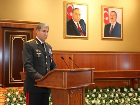Vilayət Eyvazov təqaüdə göndərdiyi rəisləri qəbul etdi -FOTO