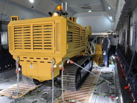 Türkiyə Azərbaycana mina təmizləyən maşınlar göndərdi  - FOTO