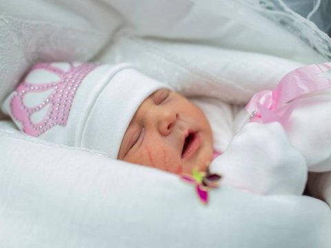 “YAŞAT” müharibədən sonra doğulan şəhid övladlarına 5 min manat ödəyəcək