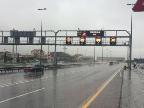 Paytaxt yollarında sürət həddi endirildi