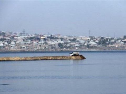 Bakıdakı Böyükşor gölündə üzən günəş stansiyası tikiləcək