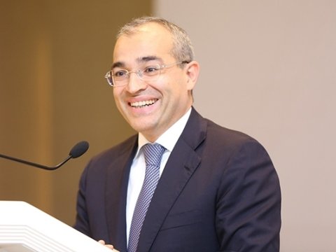 Mikayıl Cabbarov Rəhman Hacıyevi təbrik etdi