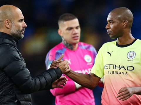 Qvardiola futbolçusunu özünə köməkçi götürür