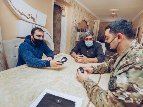 Daha bir qazimiz eşitmə aparatı ilə təmin olundu