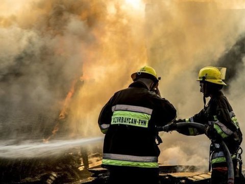 Bakıda yaşayış evində yanğın - bir nəfər öldü