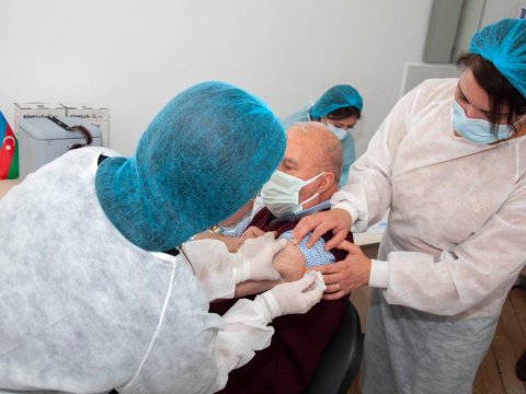 Nərimanovda vaksinasiya prosesi davam edir - FOTO