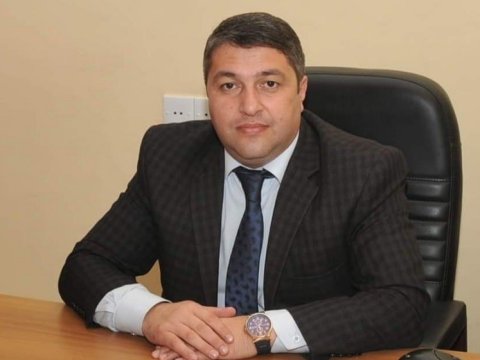Hüquqşünas alim qızıl medalla təltif olundu
