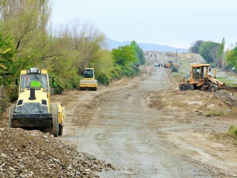 Kəlbəcərə yol çəkilişi BAŞLANDI 