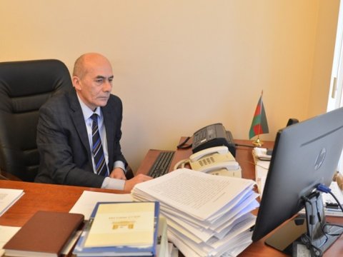 Milli Məclisin yeni mətbuat katibi kollektivə təqdim olundu