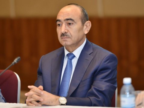 Nazir Əli Həsənovun qayınını işdən çıxardı - ƏMR
