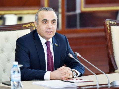 “Azəriqaz”ın baş direktoru deputatın təklifini bəyəndi