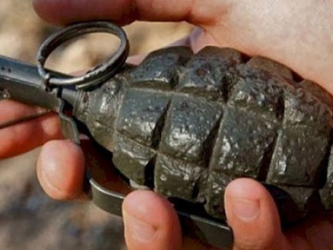 Ağcabədi sakininin əlində qumbara partladı