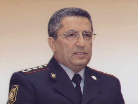 Nazir Sadiq Gözəlovu işdən azad etdi