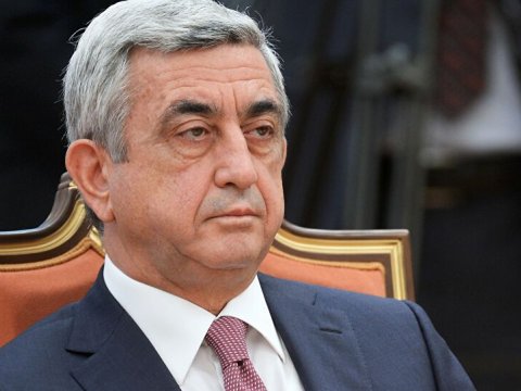 Serj Sarkisyanın kitabı bağlanıb - ŞƏRH 