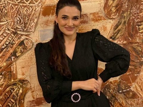 Universitetin mətbuat katibi postundan GETDİ