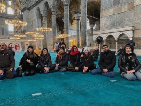 Azərbaycanlı jurnalistlər Aya Sofyada - FOTO