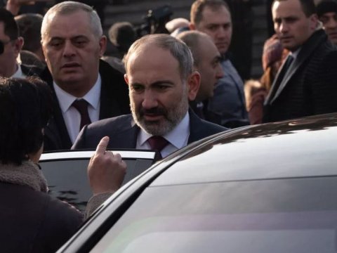 Paşinyan erməni diversantların ailələri ilə görüşəcək